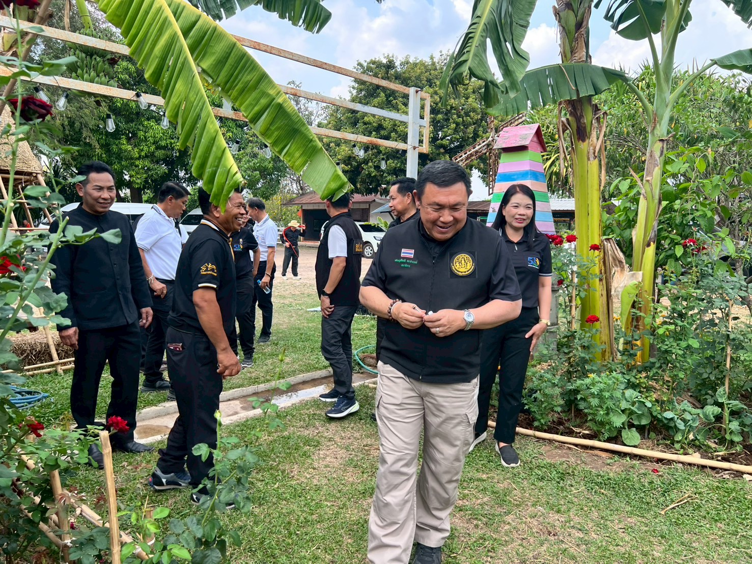 title - เลขาธิการ ส.ป.ก. ตรวจเยี่ยม ส.ป.ก.ยโสธร และลงพื้นที่ตรวจเยี่ยมกลุ่มวิสาหกิจชุมชนโคขุนหนองแหน และศูนย์ต้นแบบเกษตรทฤษฎีใหม่ในเขตปฏิรูปที่ดิน (นายสุริยา  หงษ์ลอยวงษ์) จังหวัดยโสธร